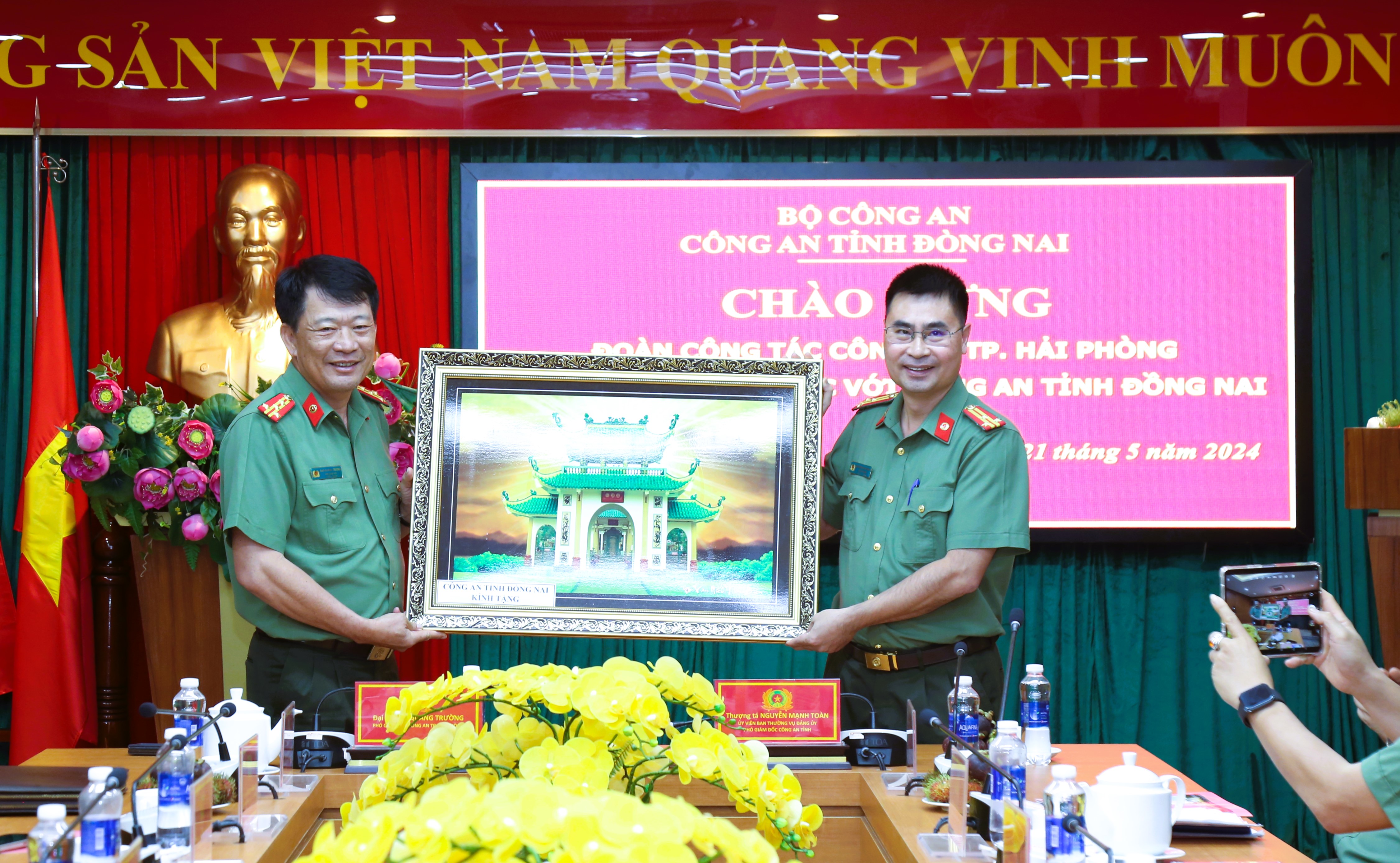 Công an thành phố tổ chức Đoàn công tác đi học tập, trao đổi kinh nghiệm tại Công an các tỉnh, thành phố phía Nam